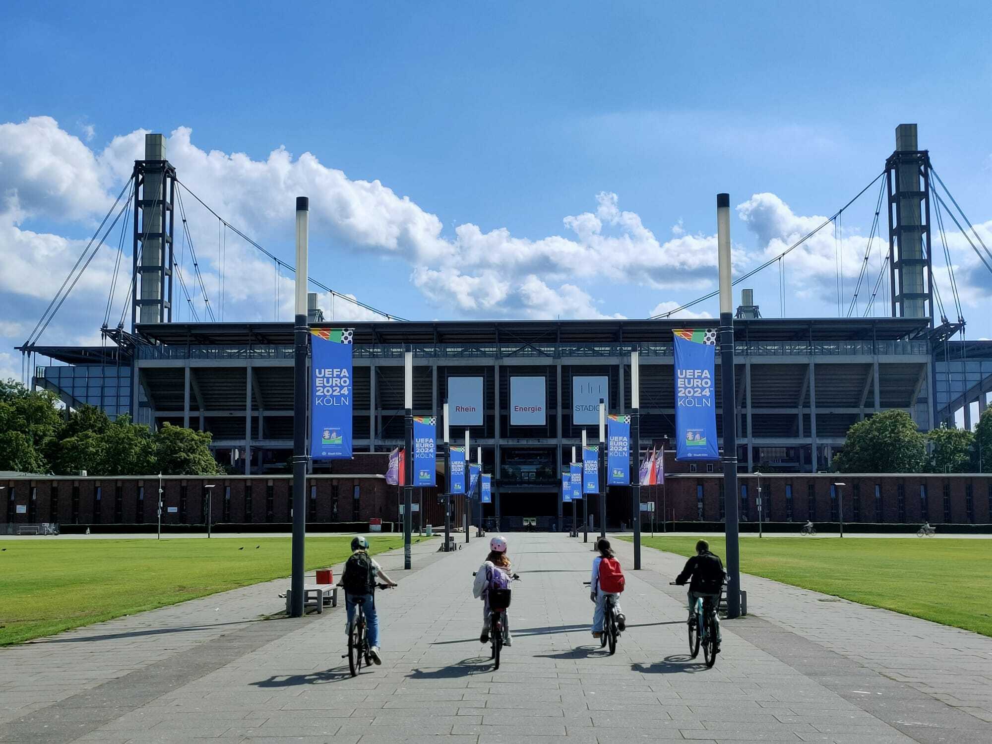 Media planning for the European Football Championship